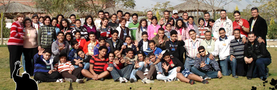 معسكرات الشباب